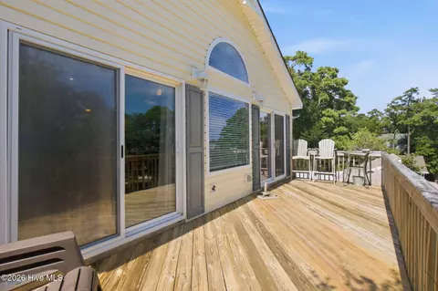 Exterior - 313 Sir Chandler Dr, Kill Devil Hills, NC 27948 photo 4 of 18