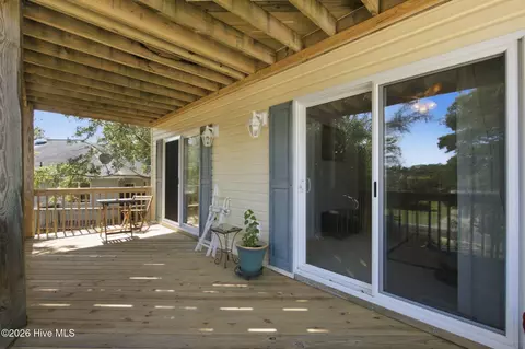 Exterior - 313 Sir Chandler Dr, Kill Devil Hills, NC 27948 photo 7 of 18
