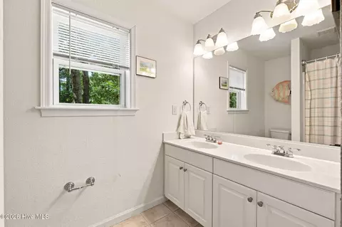 Bath - 313 Sir Chandler Dr, Kill Devil Hills, NC 27948 photo 4 of 5