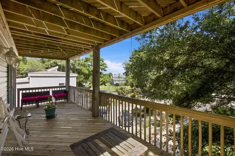 Exterior - 313 Sir Chandler Dr, Kill Devil Hills, NC 27948 photo 5 of 18