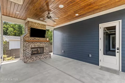 Exterior - 205 Hornsby Ln, Evans, GA 30809 photo 8 of 15