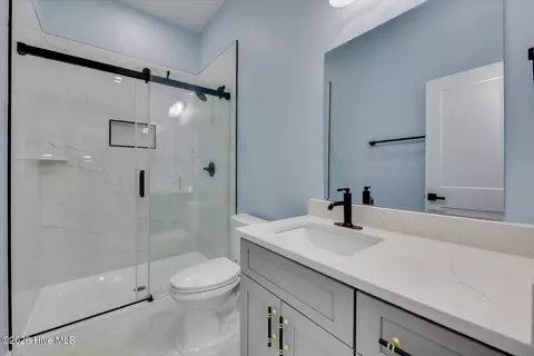 Bath - 2507 Cairo Dr, Augusta, GA 30906 photo 3 of 4