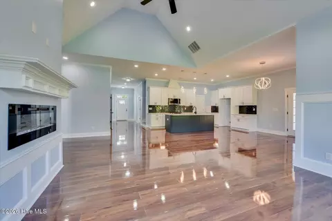 Living - 2507 Cairo Dr, Augusta, GA 30906 photo 4 of 5