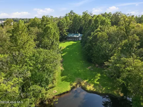 196 Pattie Ln, Maysville, NC 28555