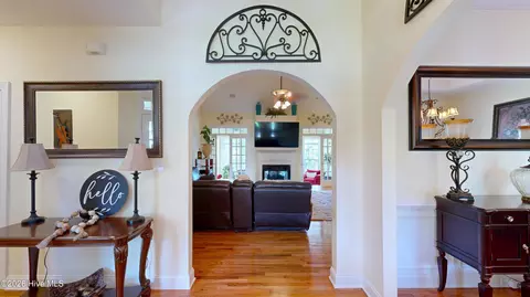 Entry Way - 607 Millstone Dr, Evans, GA 30809 photo 3 of 4
