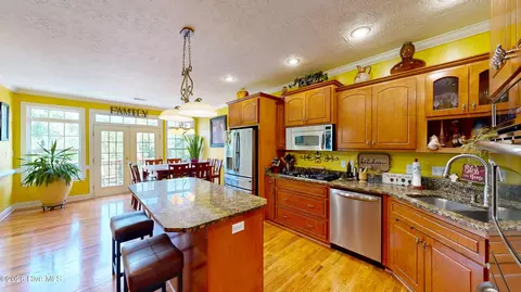 Kitchen - 607 Millstone Dr, Evans, GA 30809 photo 6 of 6