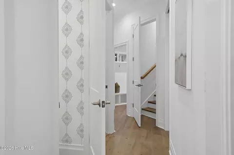 Entry Way - 208 E Winding Way, Wallace, NC 28466 photo 4 of 8