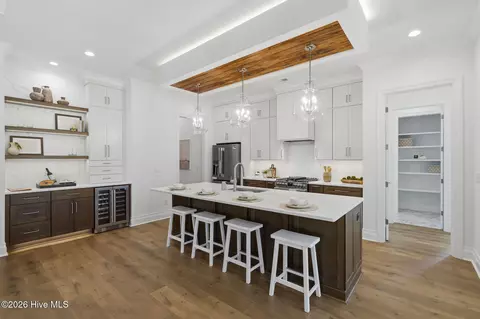 Kitchen - 208 E Winding Way, Wallace, NC 28466 photo 1 of 4