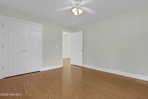 Bedroom - 103 Kiskadee Ct, Hampstead, NC 28443 photo 6 of 6