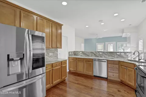 Kitchen - 103 Kiskadee Ct, Hampstead, NC 28443 photo 1 of 3