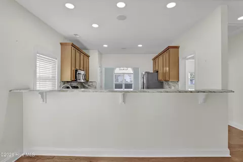 Kitchen - 103 Kiskadee Ct, Hampstead, NC 28443 photo 3 of 3
