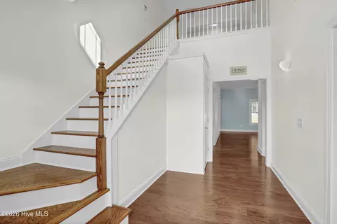 Entry Way - 103 Kiskadee Ct, Hampstead, NC 28443 photo 1 of 3