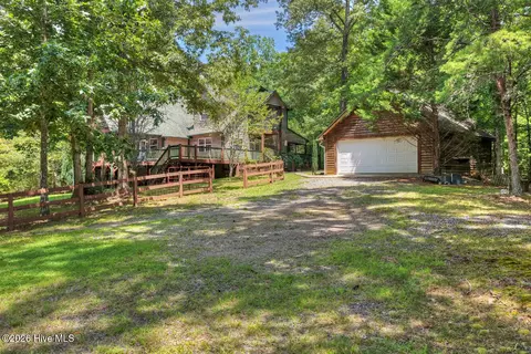 Exterior - 648 Posey Pl, Murphy, NC 28906 photo 3 of 26