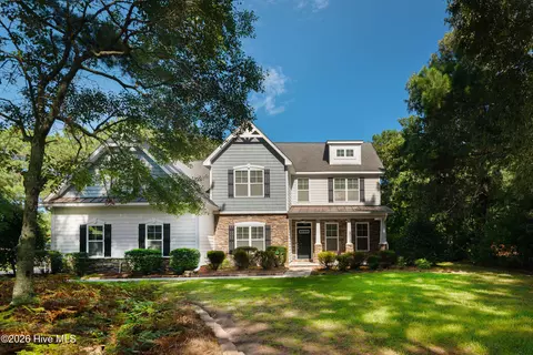 225 Mimosa Dr, Sneads Ferry, NC 28460