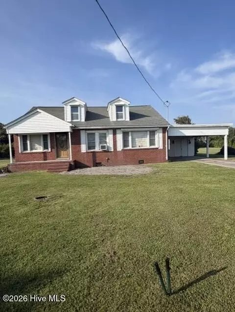 1031 Island Rd, Harkers Island, NC 28531