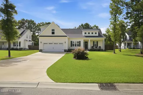 7189 Old Stump Dr SE, Leland, NC 28451