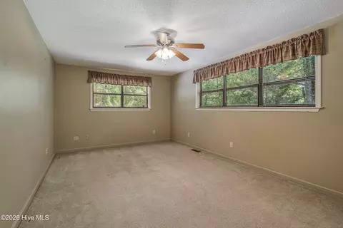 Bedroom - 1054 Dickey Rd, Murphy, NC 28906 photo 1 of 6