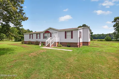 650 Egan Ln # B, Elizabeth City, NC 27909