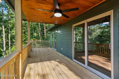 Exterior - 56 Oak Knob Dr, Murphy, NC 28906 photo 4 of 9