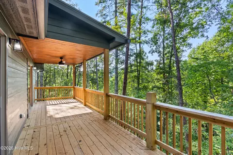 Exterior - 56 Oak Knob Dr, Murphy, NC 28906 photo 7 of 9