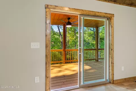 Exterior - 56 Oak Knob Dr, Murphy, NC 28906 photo 3 of 9
