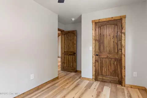 Bedroom - 56 Oak Knob Dr, Murphy, NC 28906 photo 4 of 7