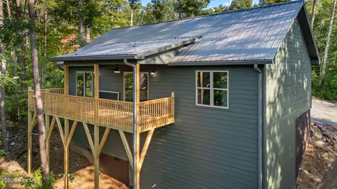 Exterior - 56 Oak Knob Dr, Murphy, NC 28906 photo 8 of 9