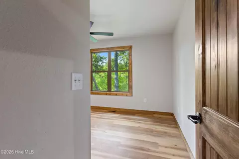 Bedroom - 56 Oak Knob Dr, Murphy, NC 28906 photo 5 of 7