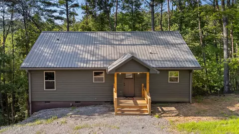 Exterior - 56 Oak Knob Dr, Murphy, NC 28906 photo 9 of 9