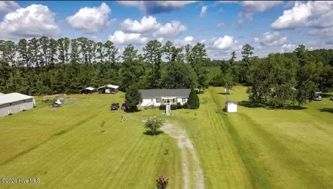 550 Walker Rd, Aurora, NC 27806