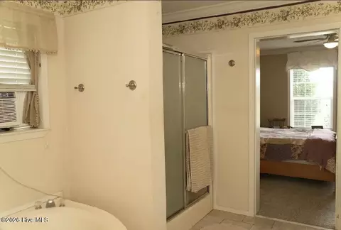 Bath - 550 Walker Rd, Aurora, NC 27806 photo 5 of 7