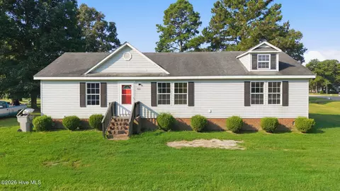 506 Britannia Dr, Greenville, NC 27834