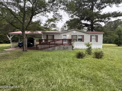 1085 Wells Rd, Jacksonville, NC 28540