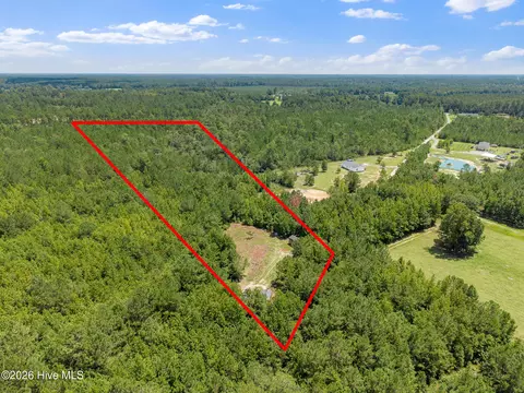 5690 Caroline Jones Rd NE, Winnabow, NC 28479
