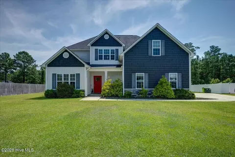 164 Finch Ln, New Bern, NC 28560