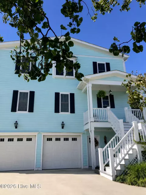 1536 Ann St, Beaufort, NC 28516