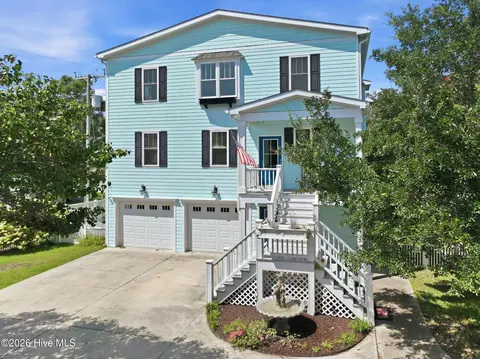 1536 Ann St, Beaufort, NC 28516