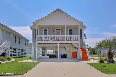 309 Ivy Ln, Carolina Beach, NC 28428