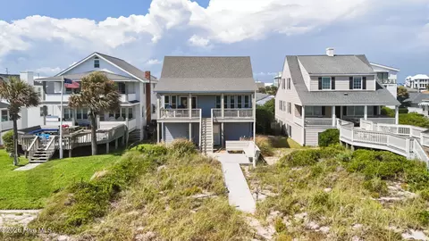 Exterior - 214 E Boardwalk Blvd, Atlantic Beach, NC 28512 photo 6 of 9