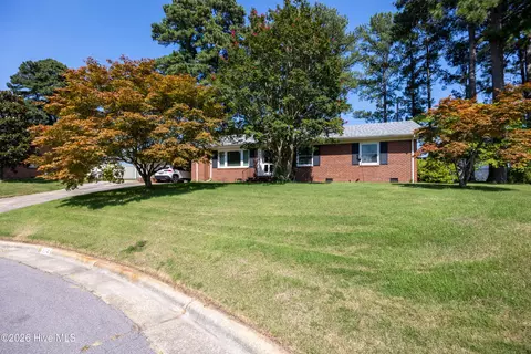 104 Stark Cir N, Wilson, NC 27893