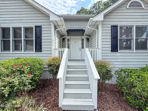 Exterior - 5 Bridle Path Cir, Pinehurst, NC 28374 photo 2 of 20