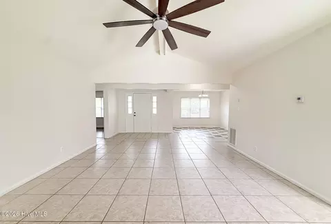 Living - 5 Bridle Path Cir, Pinehurst, NC 28374 photo 6 of 10