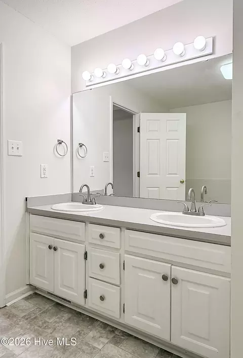 Bath - 5 Bridle Path Cir, Pinehurst, NC 28374 photo 3 of 5