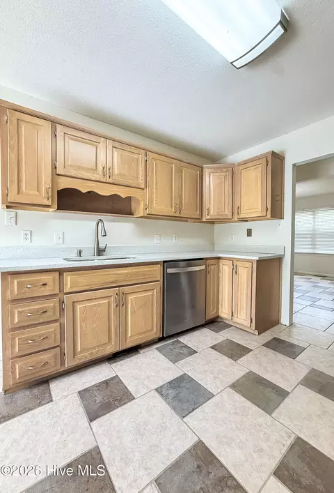 Kitchen - 5 Bridle Path Cir, Pinehurst, NC 28374 photo 3 of 8