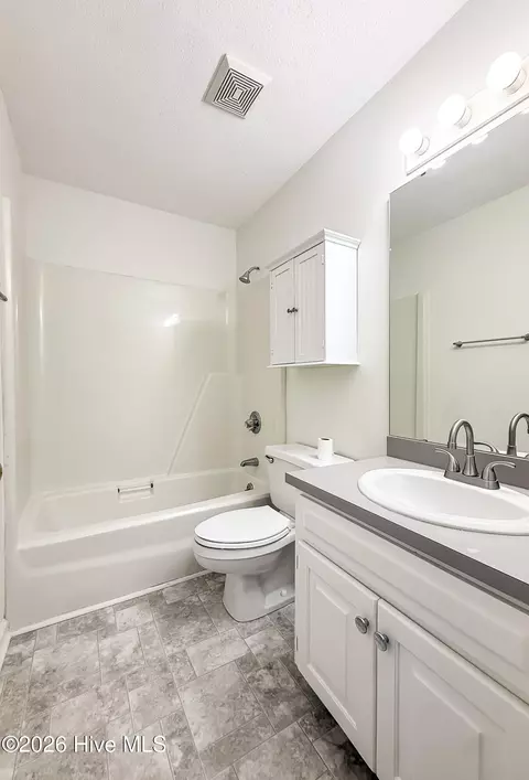 Bath - 5 Bridle Path Cir, Pinehurst, NC 28374 photo 5 of 5