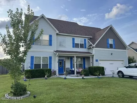 304 SW Plantation Dr, Maple Hill, NC 28454