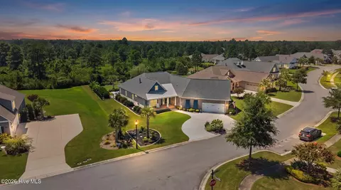 8629 Hammocks Cove Trl NE, Leland, NC 28451