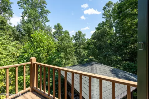 Exterior - 525 Beaver Ridge Rd, Murphy, NC 28906 photo 4 of 14