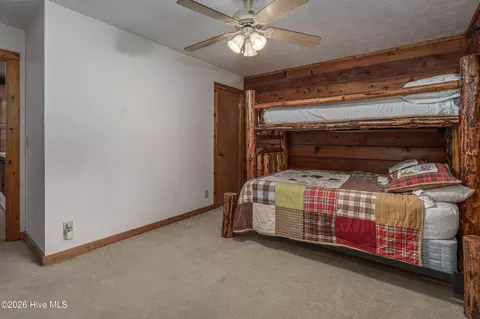 Bedroom - 525 Beaver Ridge Rd, Murphy, NC 28906 photo 2 of 4