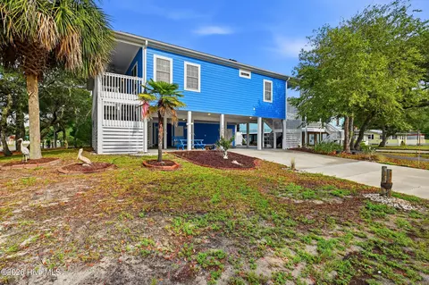 7008 E Oak Island Dr, Oak Island, NC 28465